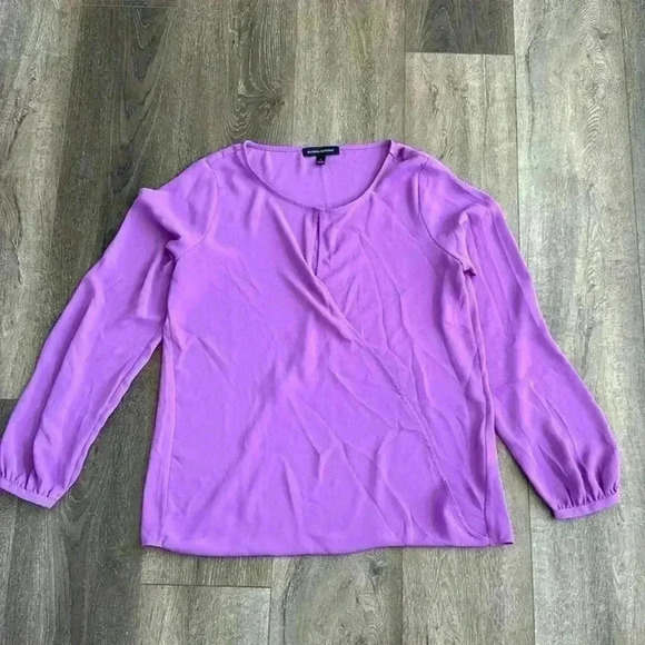 Banana Republic purple blouse.  Women’s size small.  Excellent condition! - Picture 2 of 7